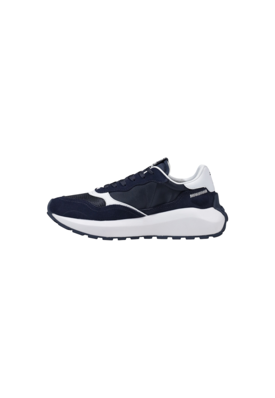 Ea7 Men Sneakers - Image 3