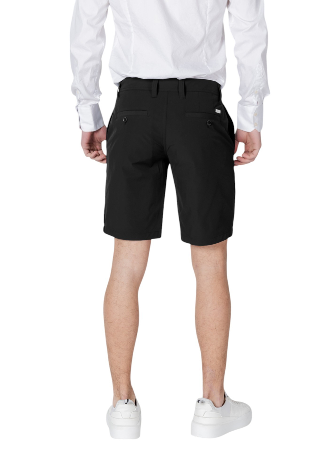 Armani Exchange Bermuda Férfi - Image 2