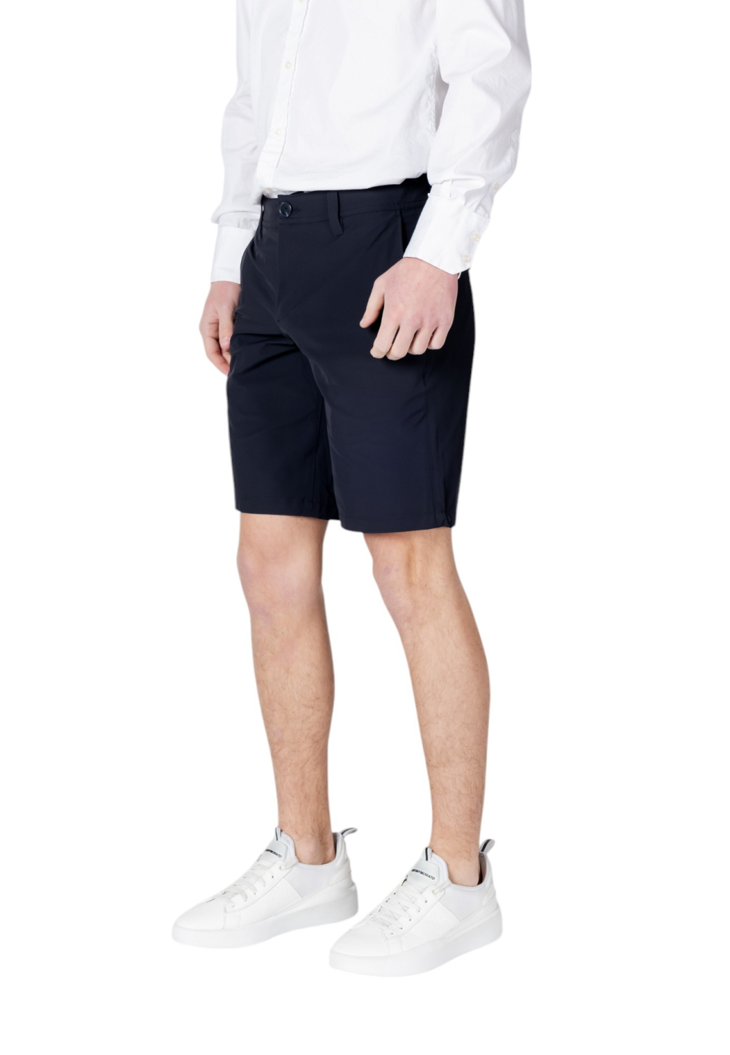Armani Exchange Bermuda Férfi - Image 3