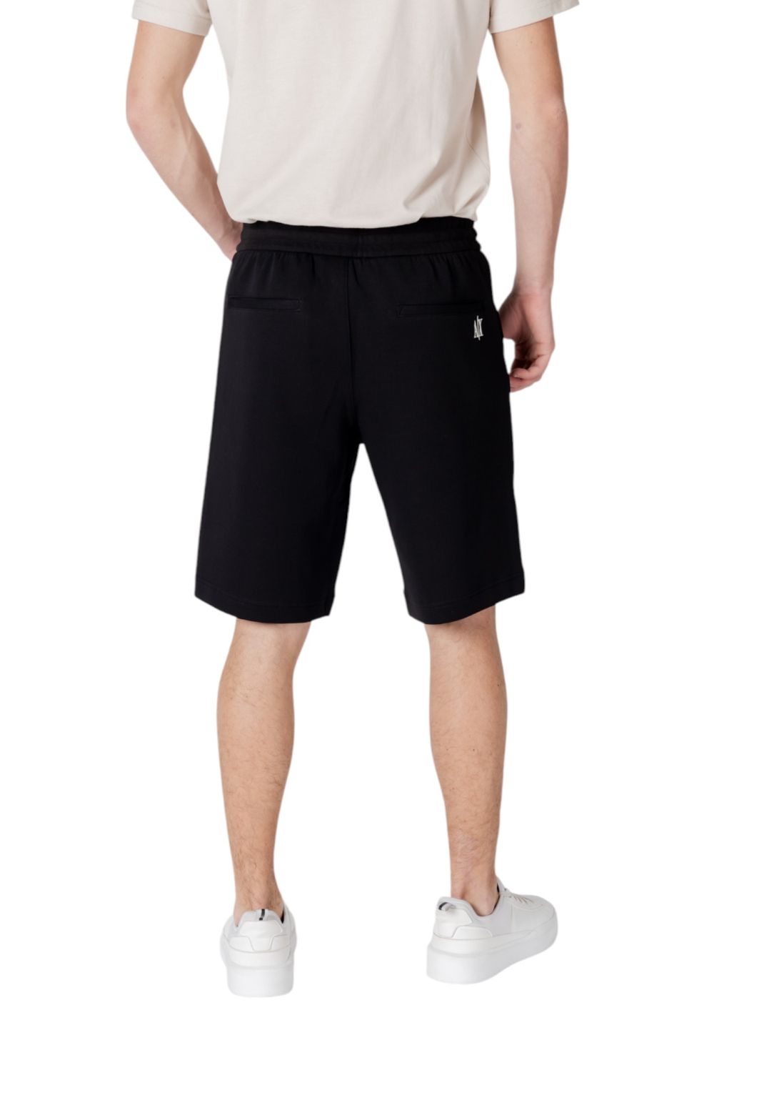 Armani Exchange Bermuda Férfi - Image 2
