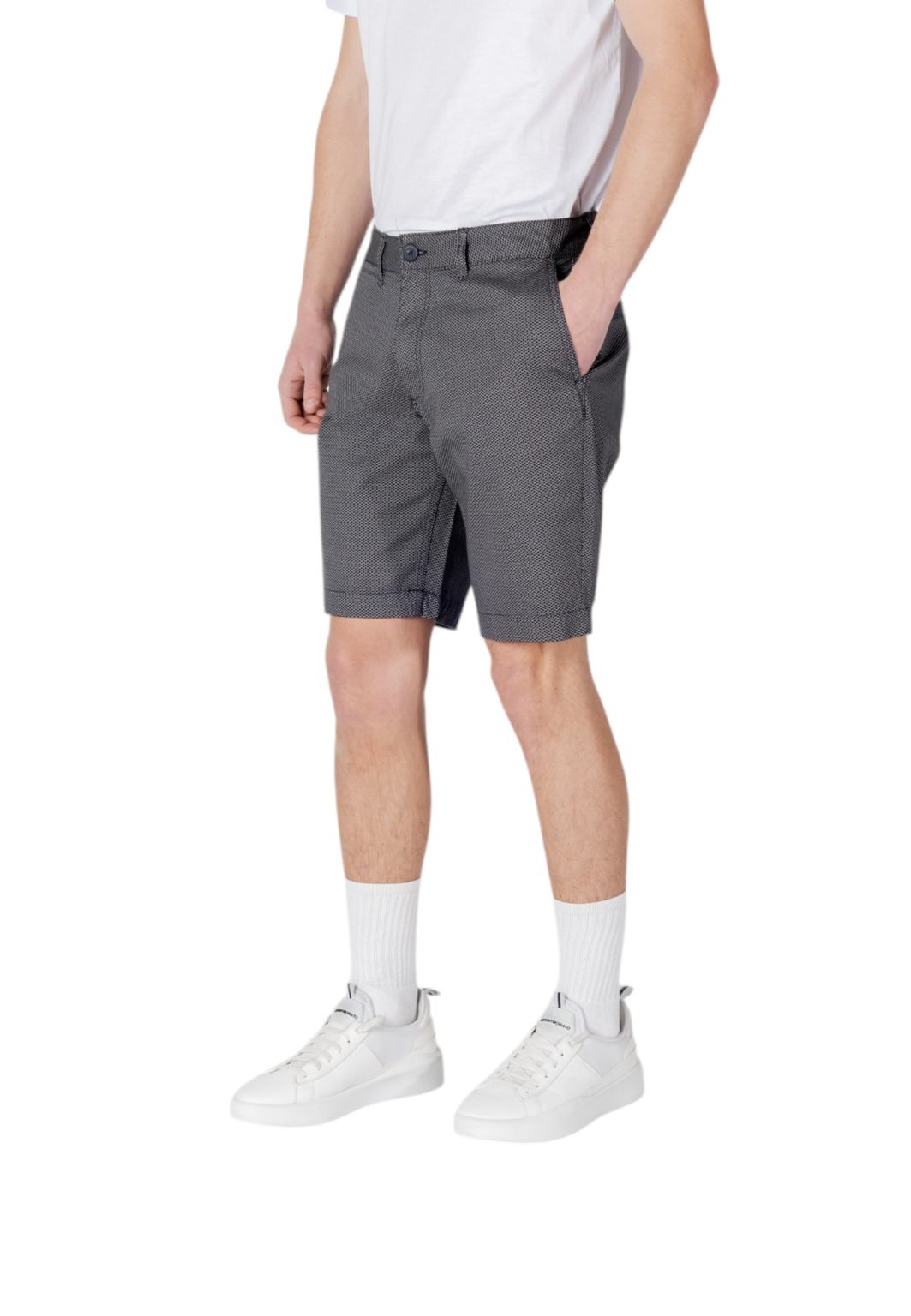 Armani Exchange Bermuda Férfi - Image 2