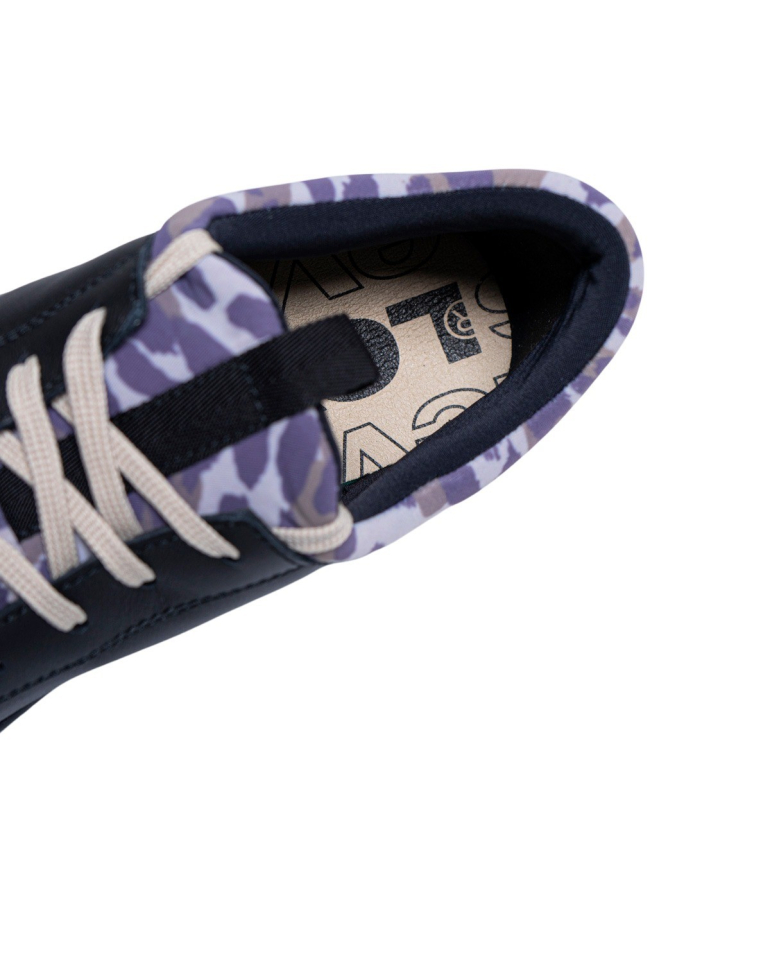 Levi`s Women Sneakers - Image 3