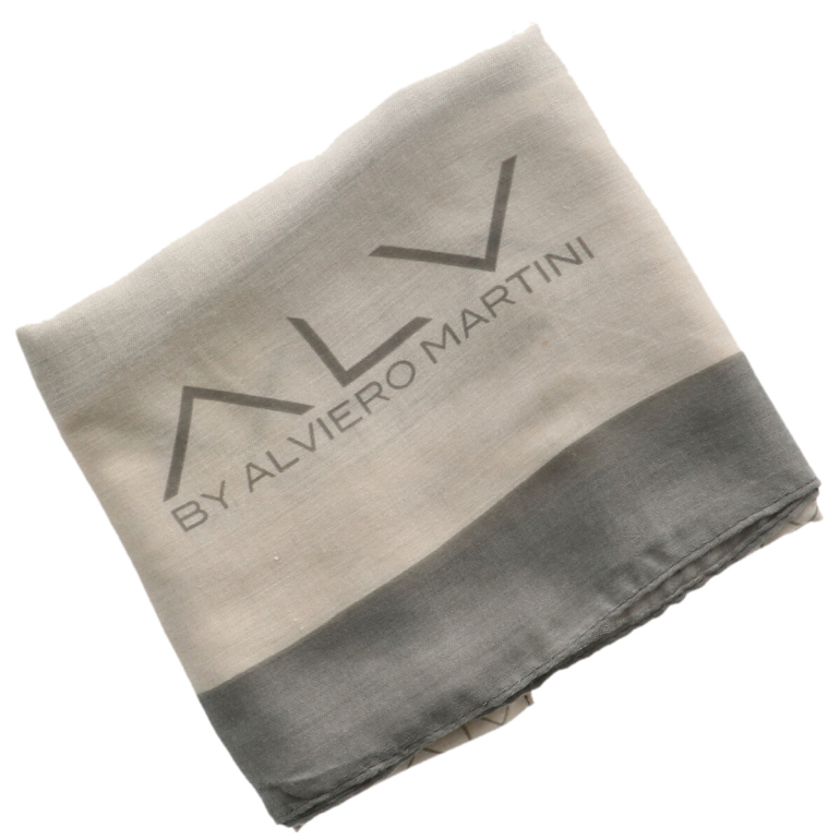 Alviero Martini Sál Női - Image 2