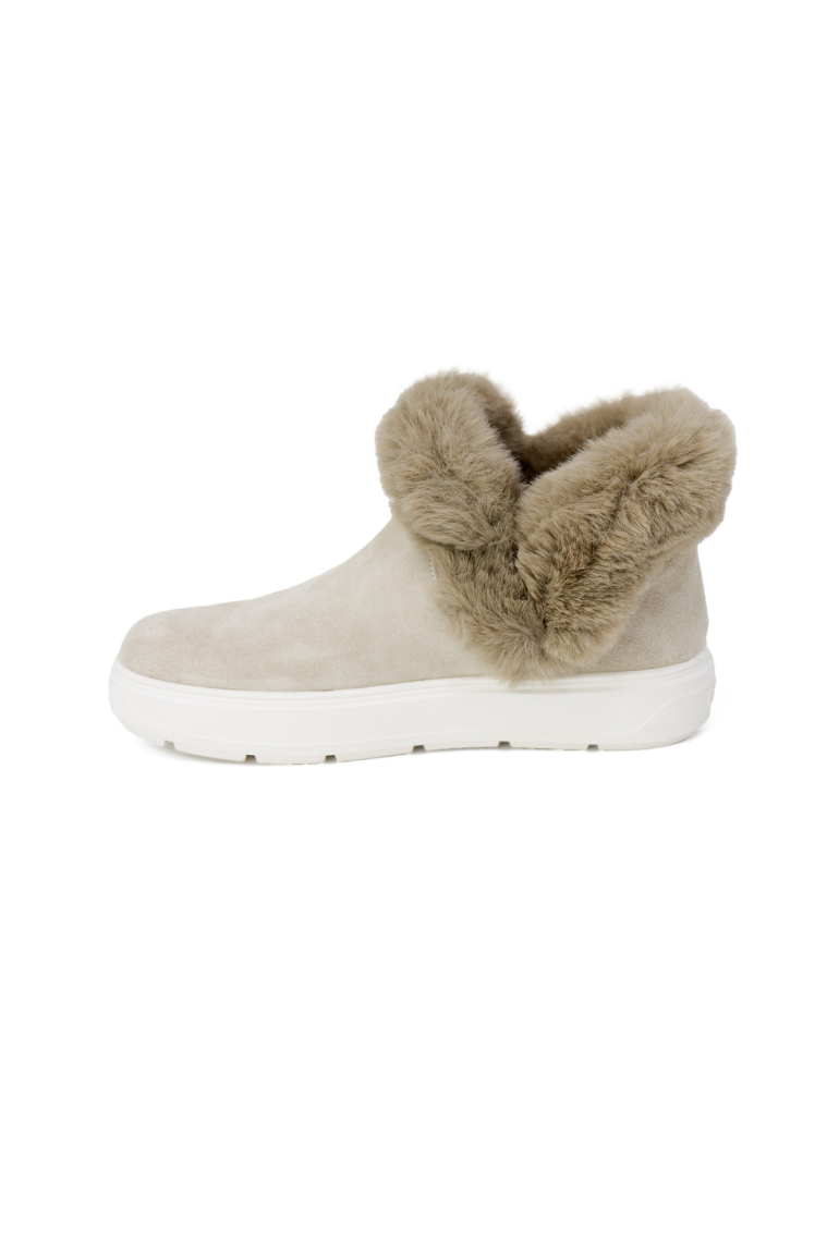 Love Moschino Women Boots - Image 3