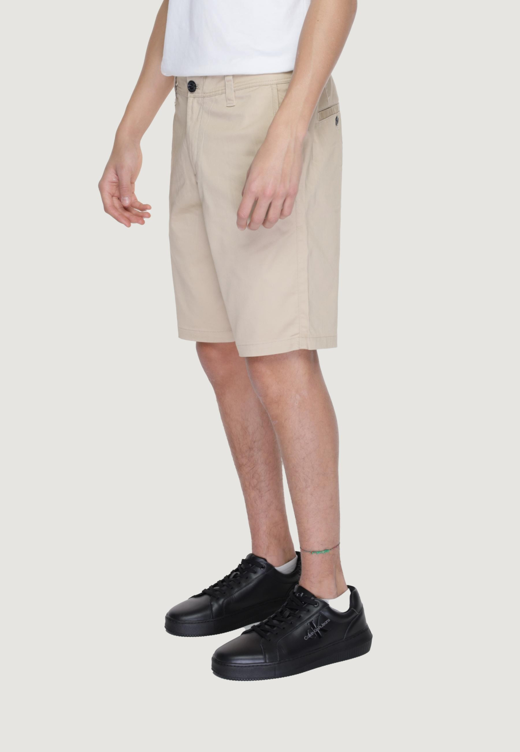 Armani Exchange Bermuda Férfi - Image 3