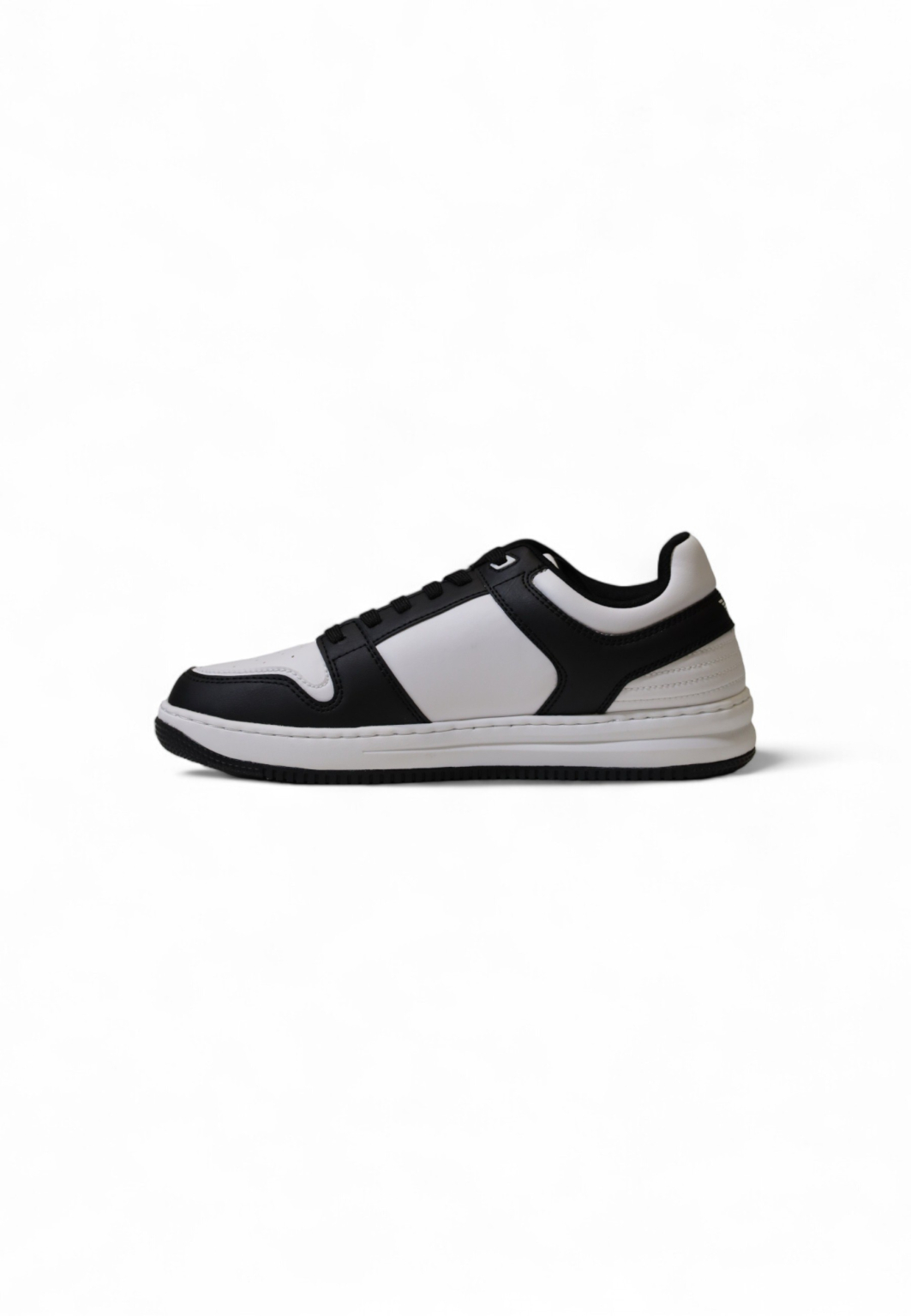 Ea7 Women Sneakers - Image 3