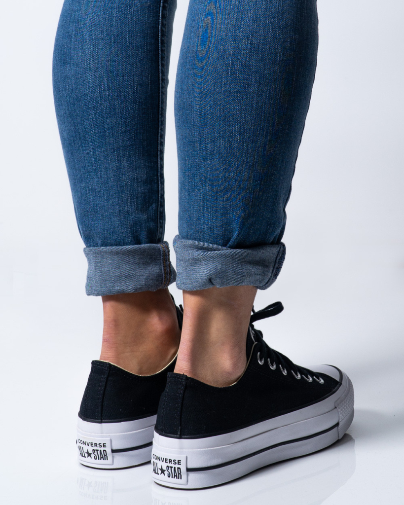 Converse Women Sneakers - Image 3