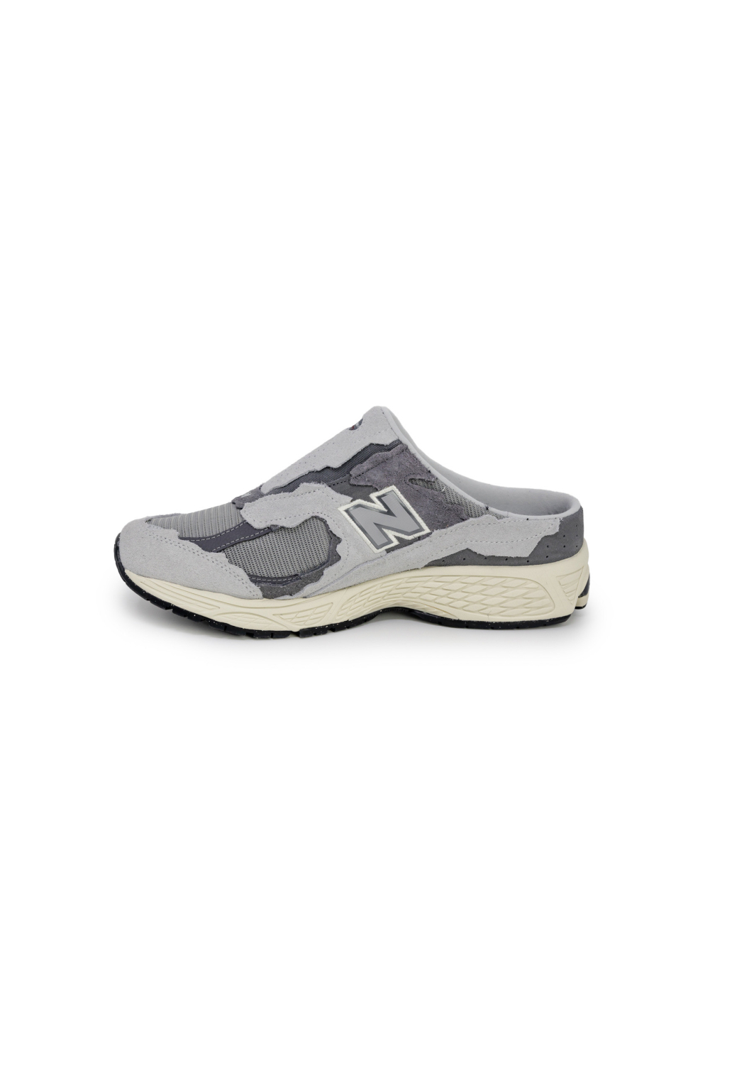 New Balance Men Sneakers - Image 3