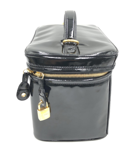 Chanel PRE-OWNED Black Patent Leather Vanity Case